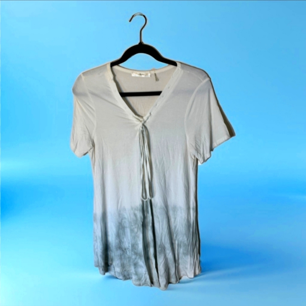 NWOT Andree by Unit White/Grey ombre rayon lace-up/tie neckline womens  small